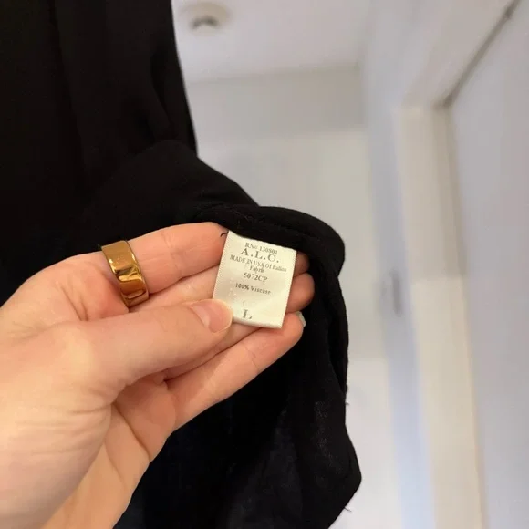 A.L.C Black Tank Top with White Collar Sz Large Minimalist Quiet Luxury - Picture 5 of 6